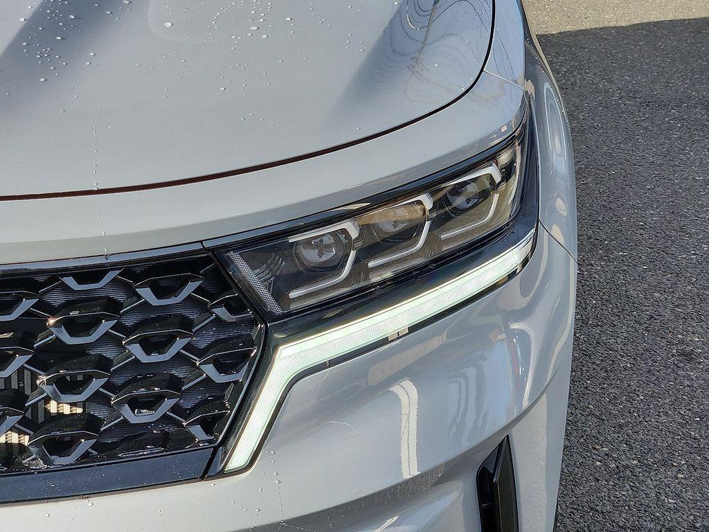 used 2022 Kia Sorento car, priced at $29,645