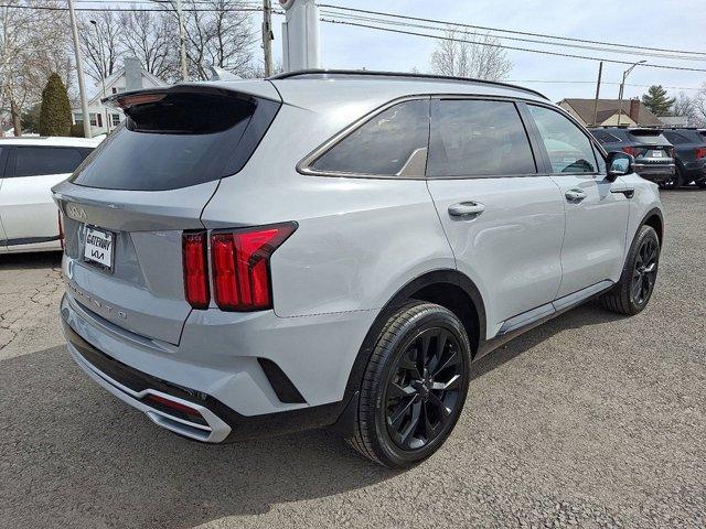 used 2022 Kia Sorento car, priced at $28,495