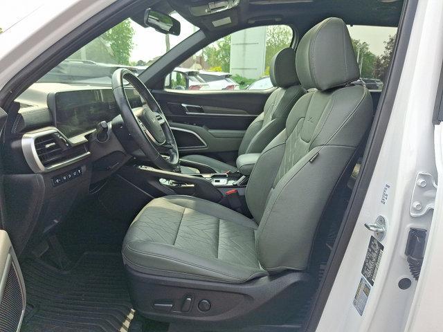 used 2023 Kia Telluride car, priced at $37,033