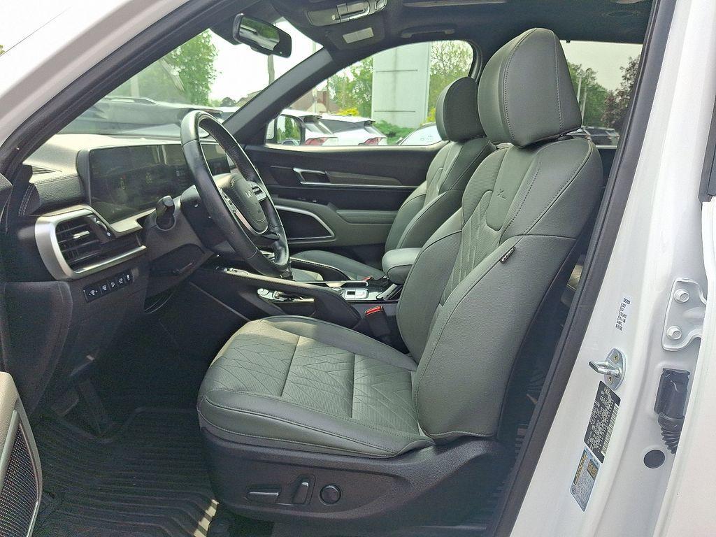 used 2023 Kia Telluride car, priced at $37,995