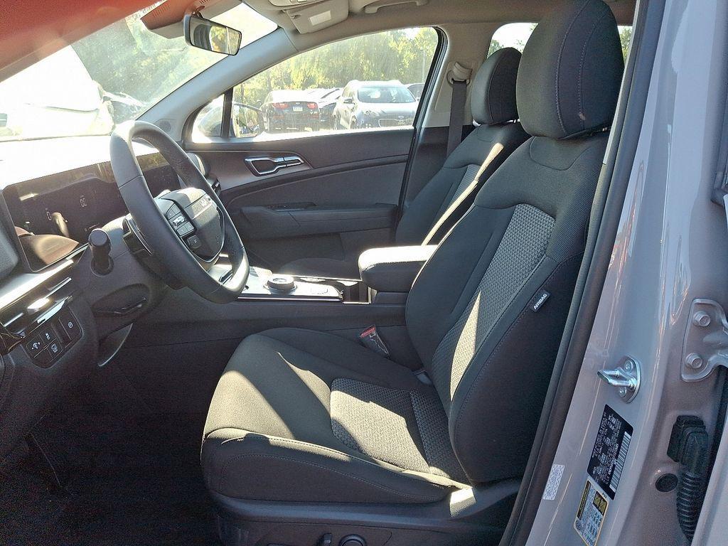new 2026 Kia Sportage Hybrid car, priced at $34,660