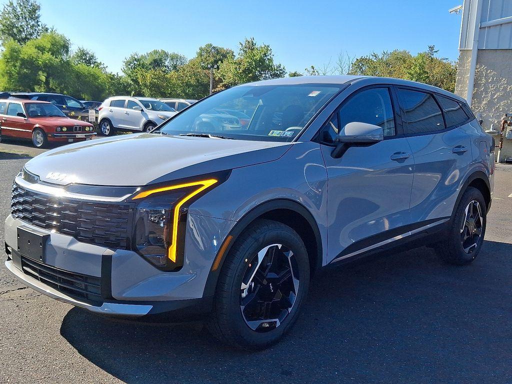 new 2026 Kia Sportage Hybrid car, priced at $34,660