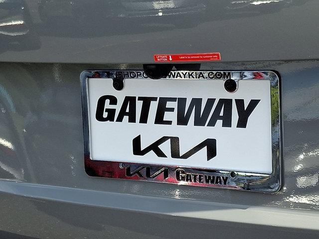 new 2026 Kia Carnival Hybrid car, priced at $45,385