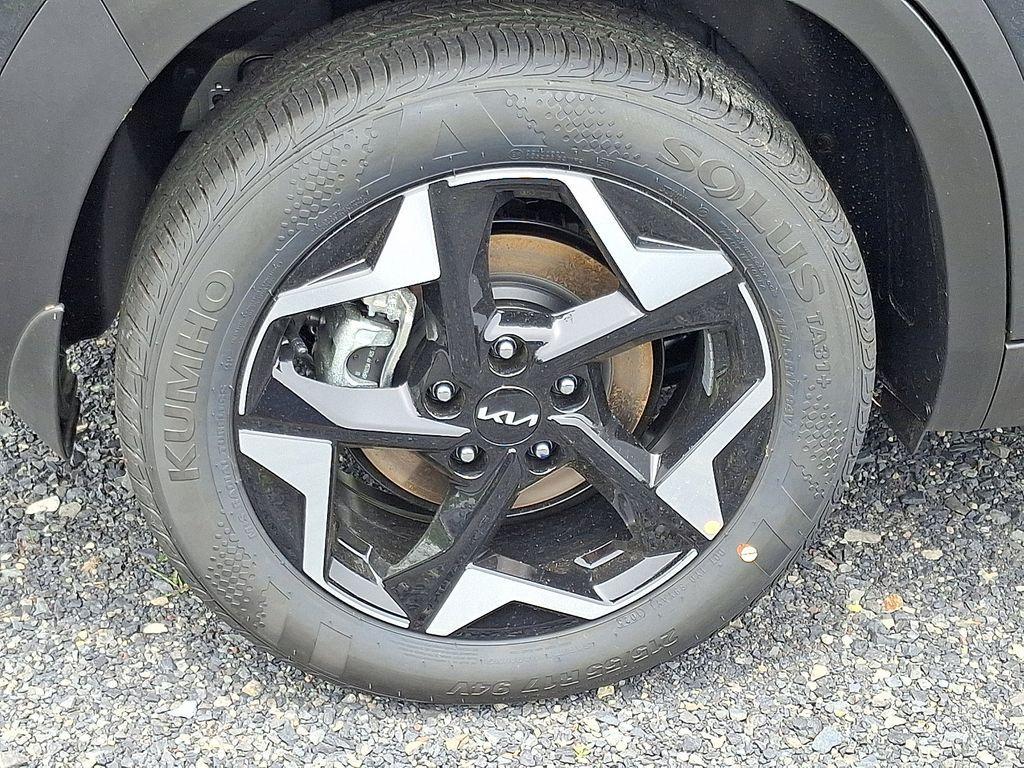 new 2025 Kia Seltos car, priced at $30,985