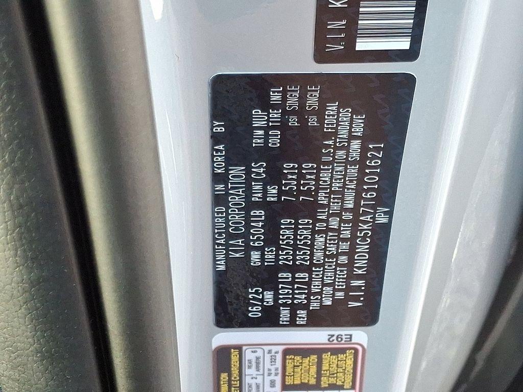 new 2026 Kia Carnival Hybrid car, priced at $45,385