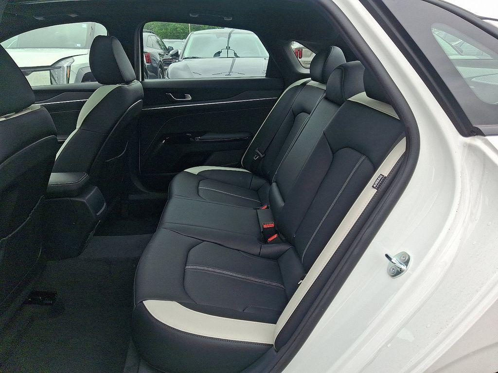 new 2025 Kia K5 car, priced at $33,480