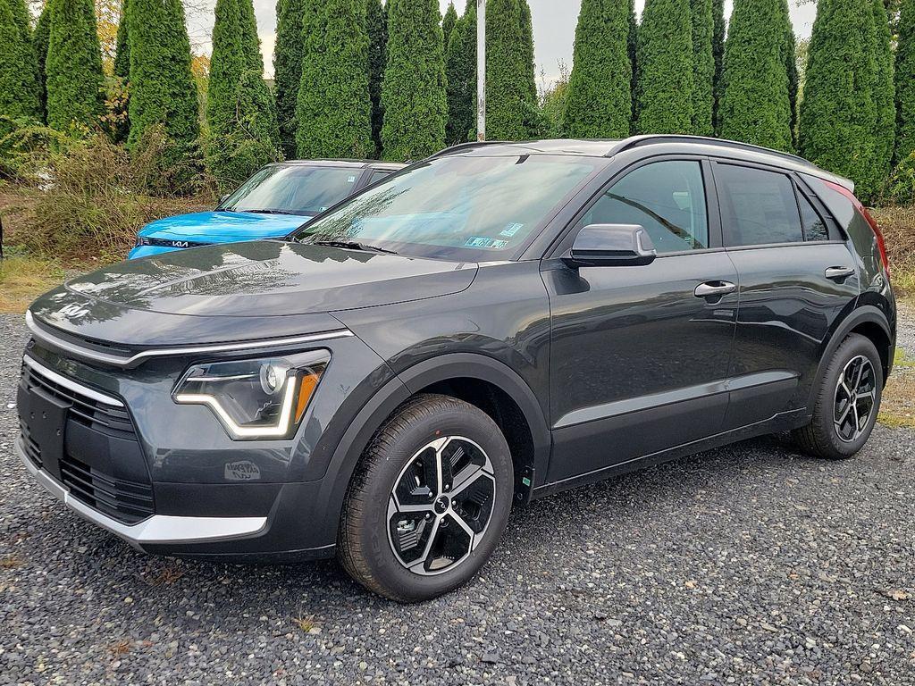 new 2025 Kia Niro car, priced at $31,340