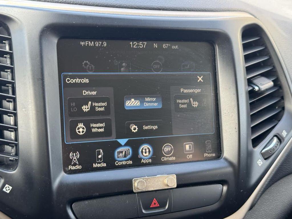 used 2016 Jeep Cherokee car