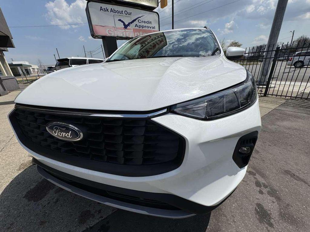 used 2025 Ford Escape PHEV car, priced at $33,905
