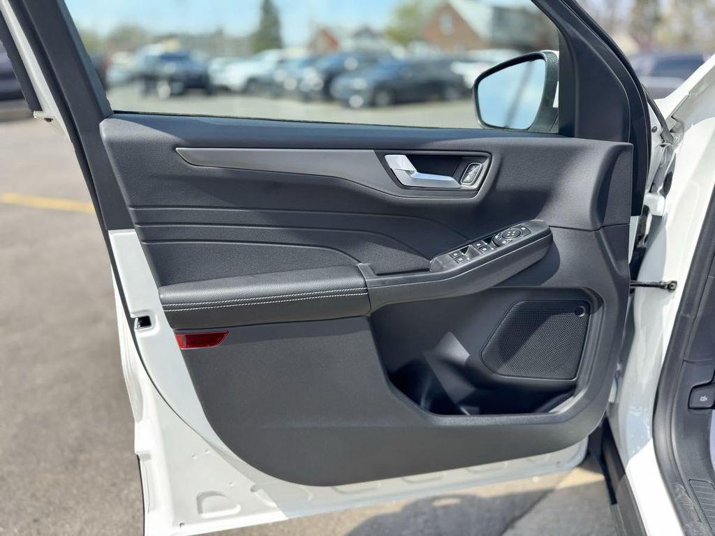 used 2025 Ford Escape PHEV car, priced at $33,905