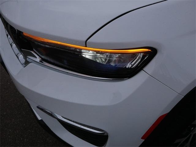 used 2024 Jeep Grand Cherokee car, priced at $32,991