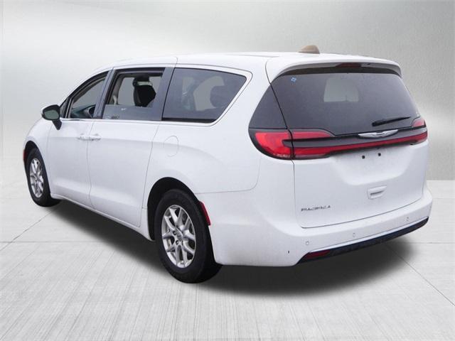 used 2023 Chrysler Pacifica car, priced at $26,005