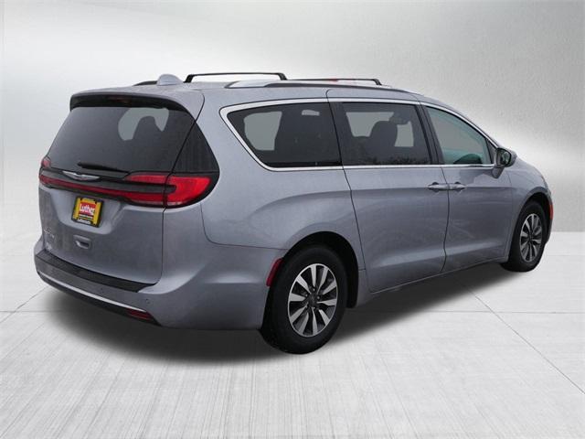 used 2021 Chrysler Pacifica car, priced at $12,998