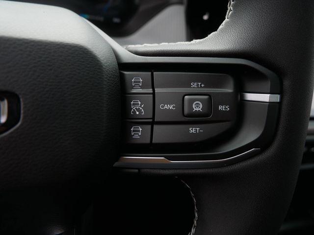 new 2026 Jeep Cherokee car, priced at $44,250