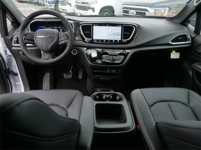 new 2026 Chrysler Pacifica car, priced at $46,083