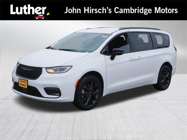 new 2026 Chrysler Pacifica car, priced at $46,083