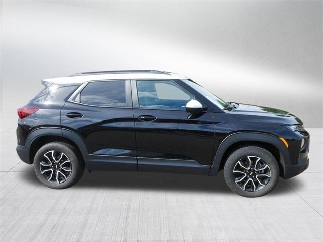 used 2023 Chevrolet TrailBlazer car, priced at $23,196