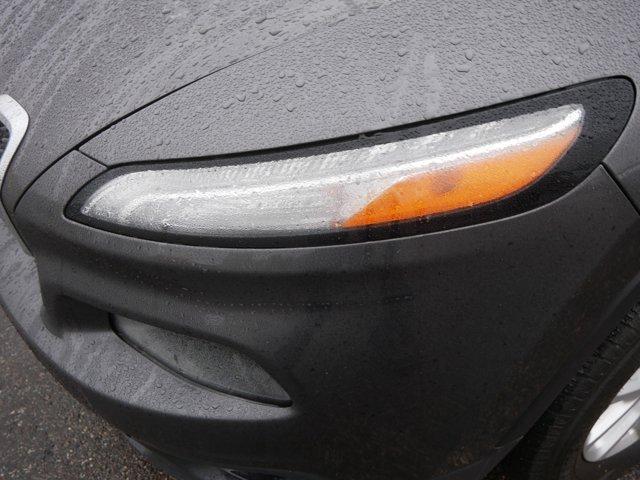 used 2017 Jeep Cherokee car, priced at $13,348