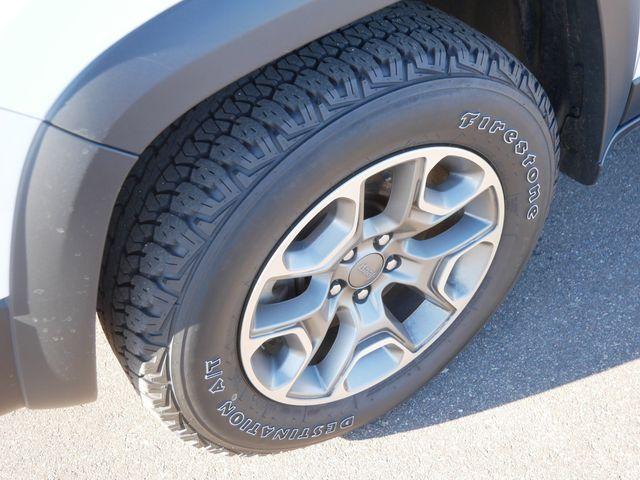 used 2022 Jeep Cherokee car, priced at $26,991