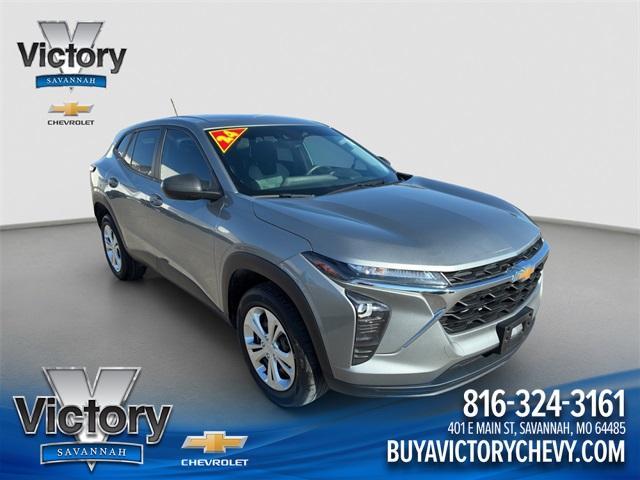used 2024 Chevrolet Trax car, priced at $15,990