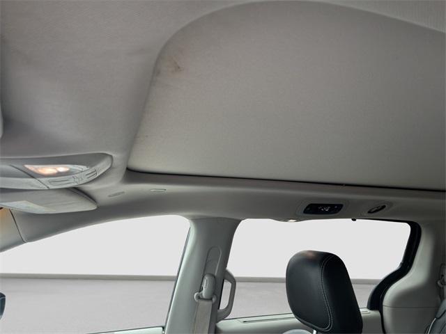 used 2023 Chrysler Pacifica car, priced at $27,660