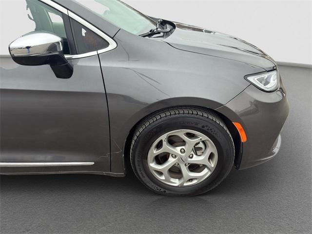 used 2023 Chrysler Pacifica car, priced at $27,660