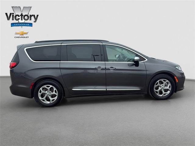 used 2023 Chrysler Pacifica car, priced at $27,660