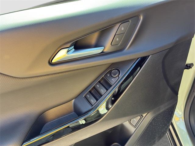 new 2026 Chevrolet Equinox car, priced at $30,540