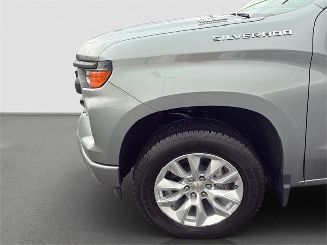 new 2026 Chevrolet Silverado 1500 car, priced at $40,345