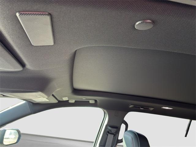 new 2026 Chevrolet Traverse car, priced at $50,545