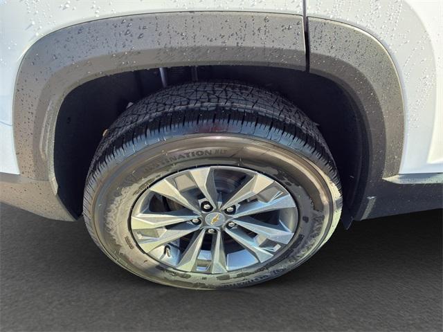 new 2026 Chevrolet Equinox car, priced at $26,990