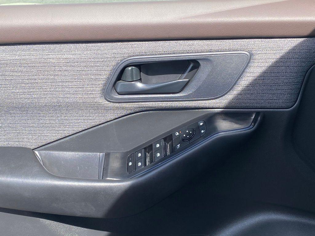 used 2023 Nissan Rogue car, priced at $21,325