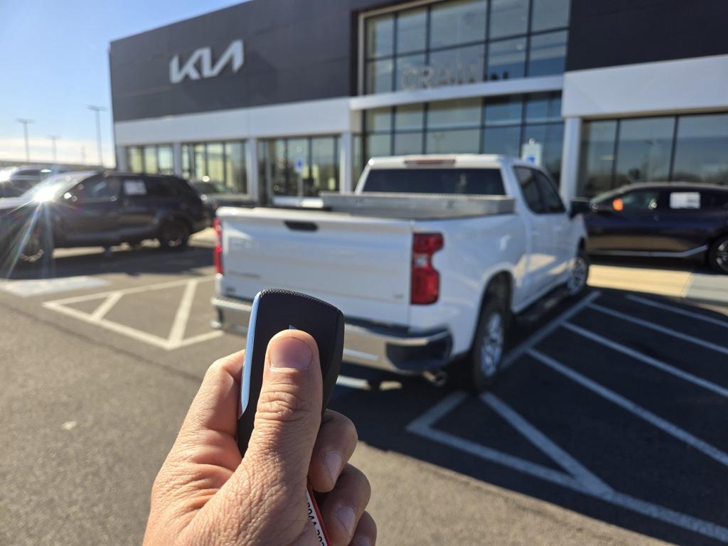 used 2019 Chevrolet Silverado 1500 car, priced at $27,203