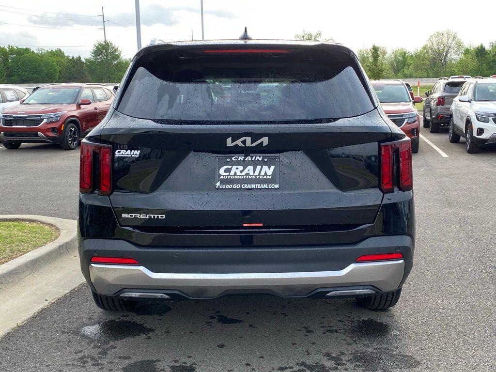 new 2026 Kia Sorento car, priced at $35,020