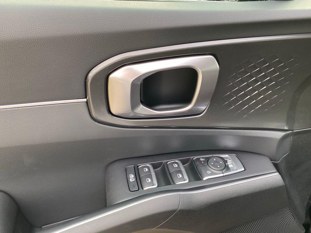 new 2026 Kia Sorento car, priced at $35,020