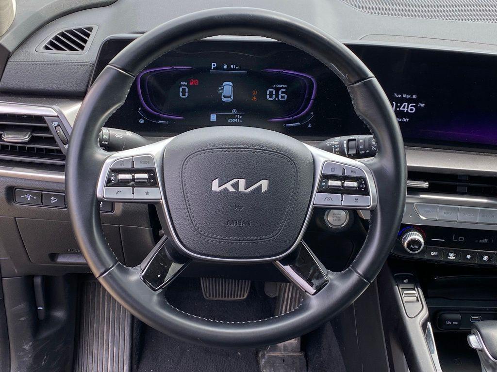used 2025 Kia Telluride car, priced at $38,119