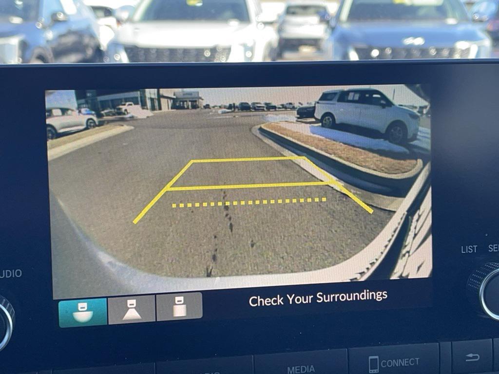 used 2023 Honda CR-V Hybrid car, priced at $27,605