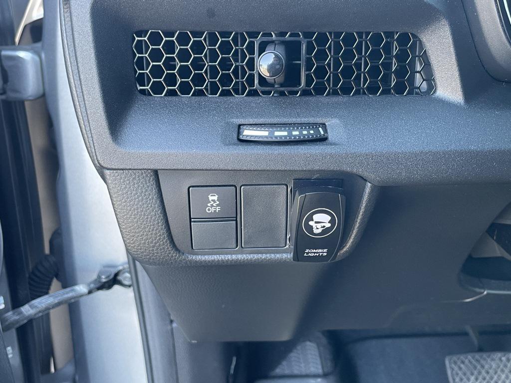 used 2023 Honda CR-V Hybrid car, priced at $27,605