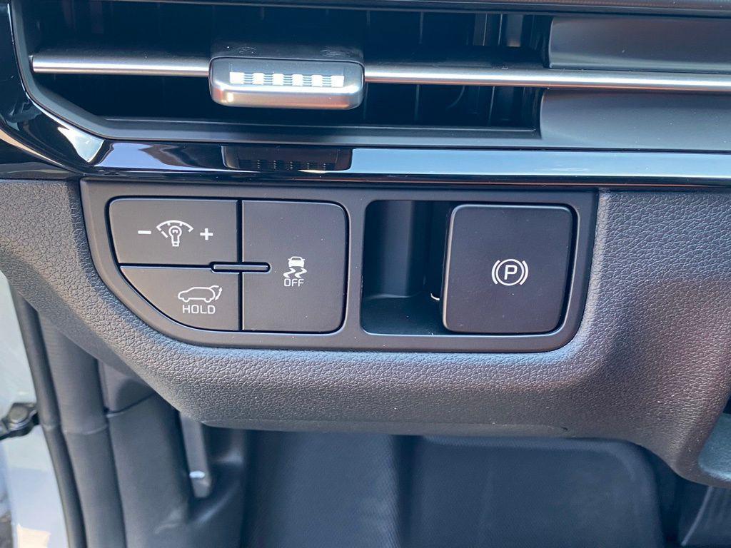 new 2026 Kia Sportage car, priced at $35,761