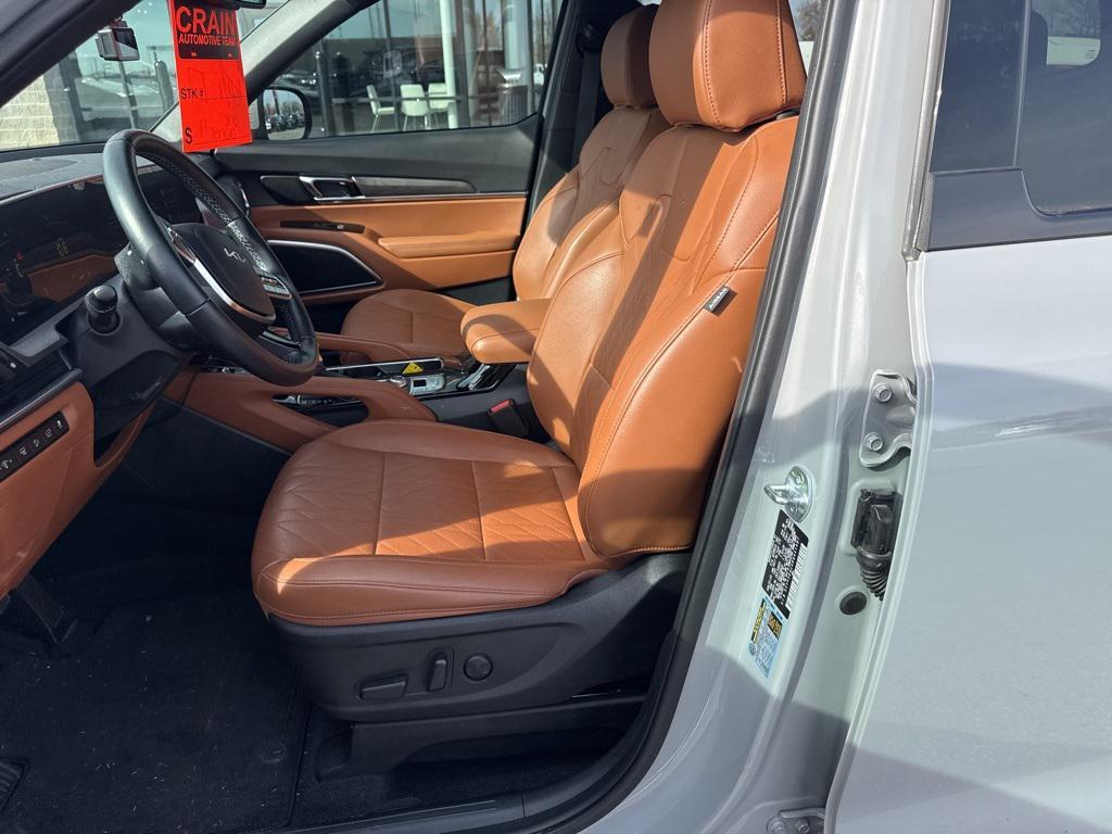 used 2024 Kia Telluride car, priced at $40,675