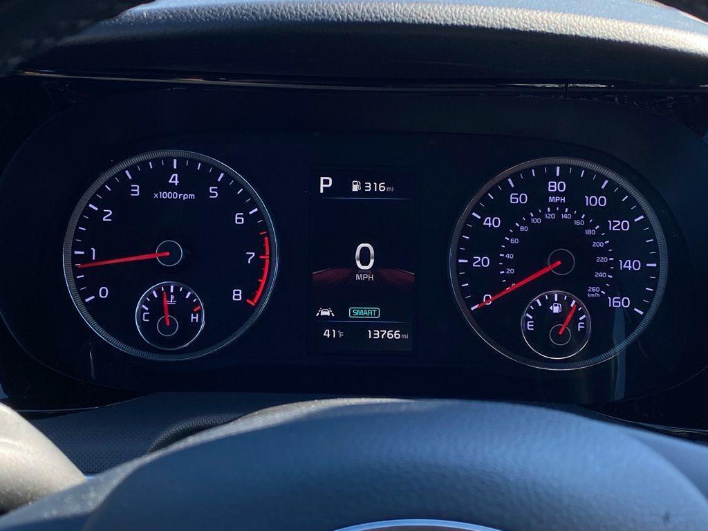 used 2024 Kia K5 car, priced at $27,000