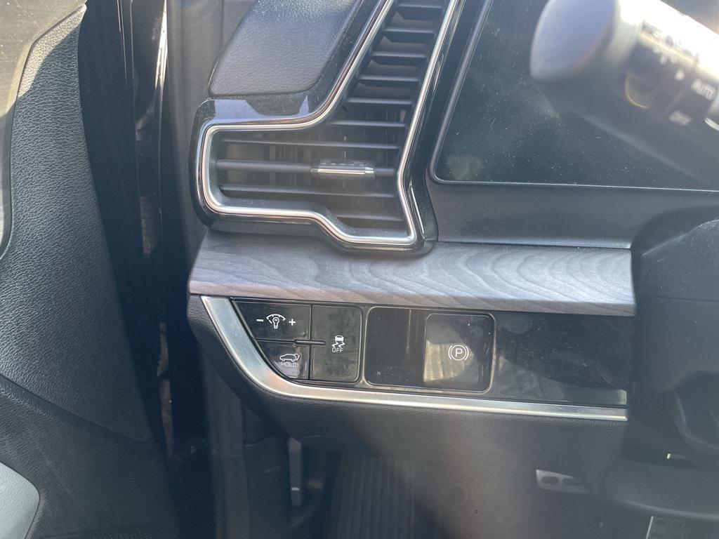 used 2023 Kia Sportage car, priced at $23,018