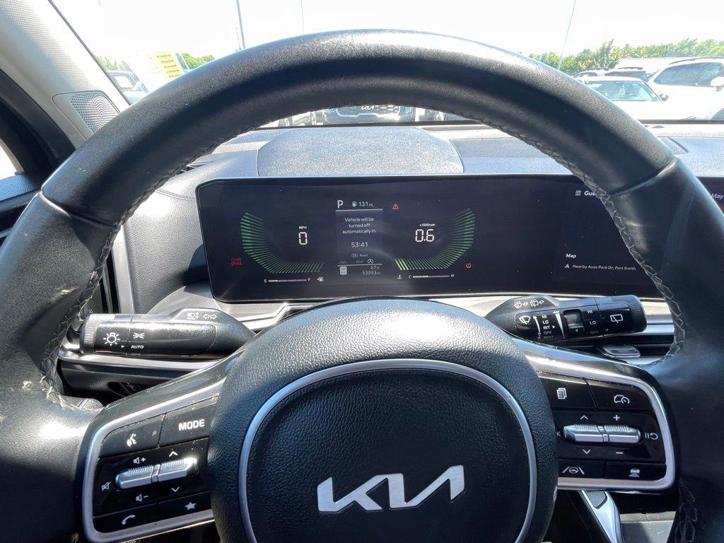 used 2025 Kia Sorento car, priced at $30,903