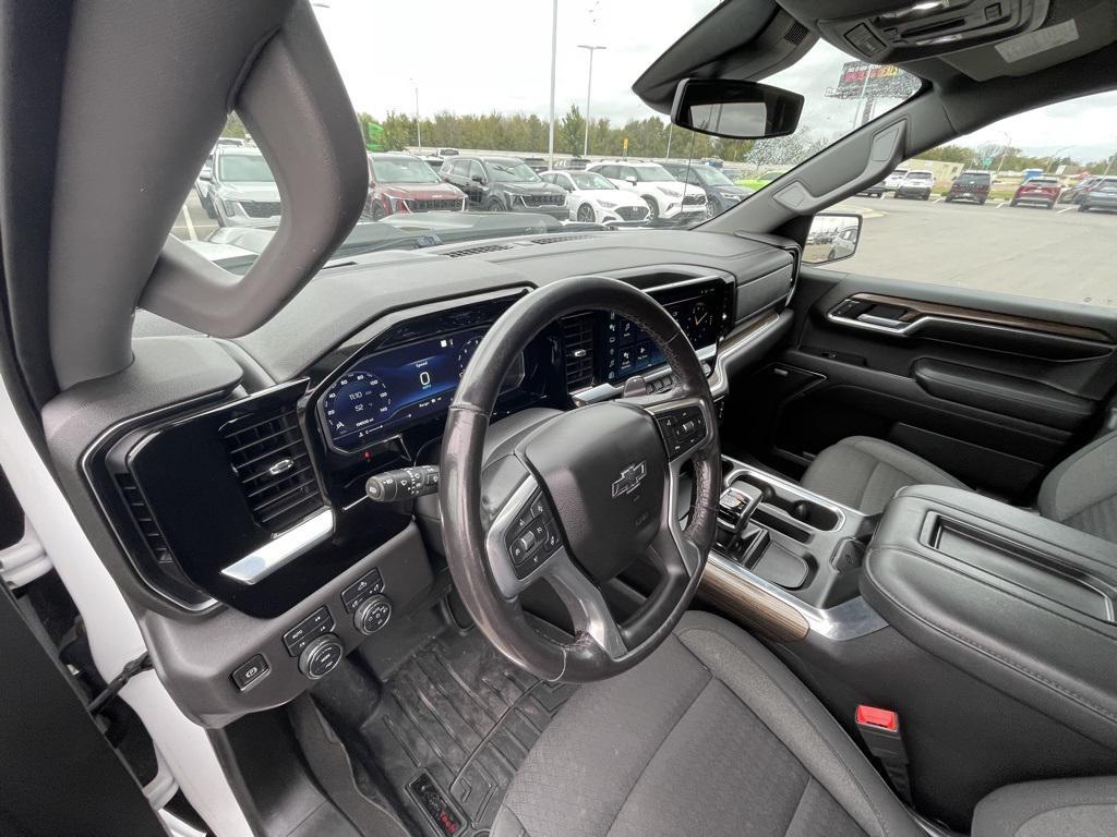 used 2022 Chevrolet Silverado 1500 car, priced at $31,000