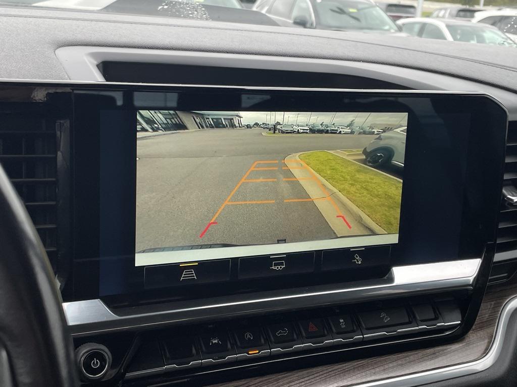 used 2022 Chevrolet Silverado 1500 car, priced at $31,000