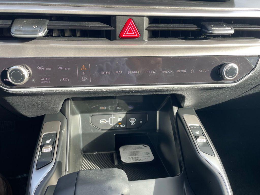 new 2026 Kia Sorento car, priced at $35,479