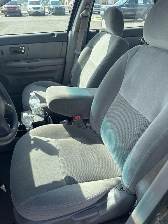 used 2003 Ford Taurus car, priced at $5,750