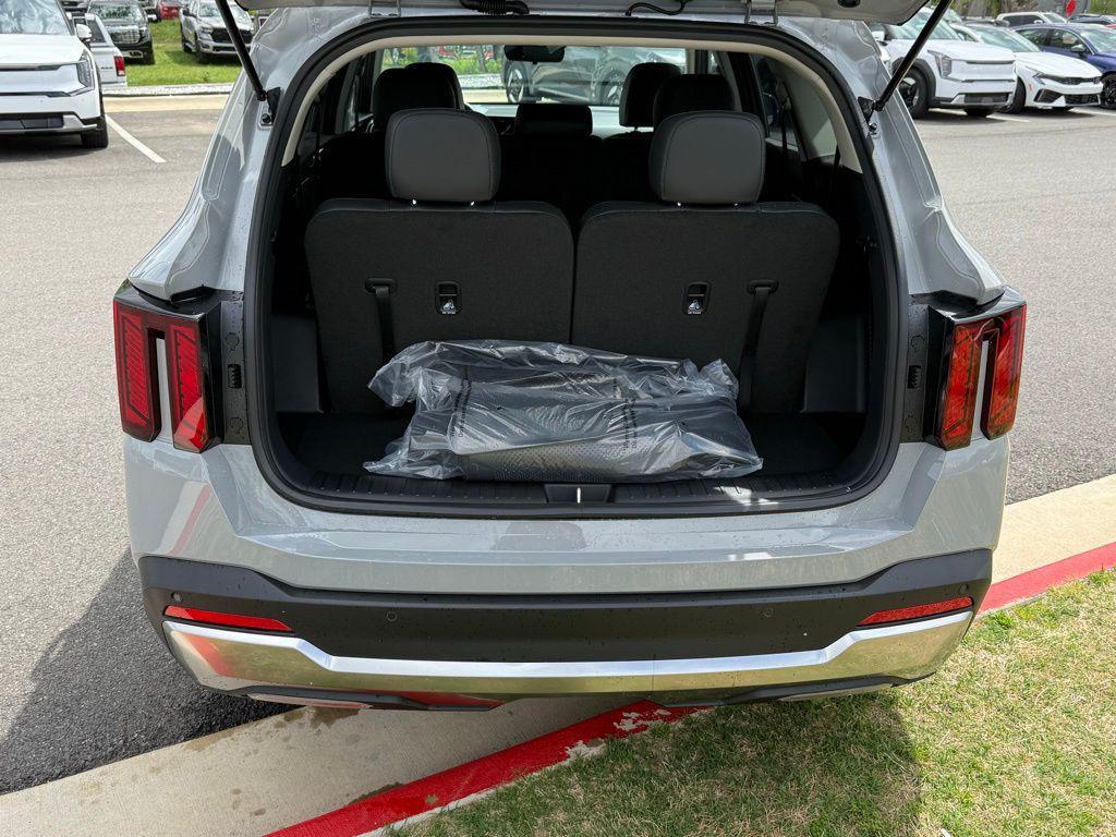 new 2026 Kia Sorento car, priced at $36,388