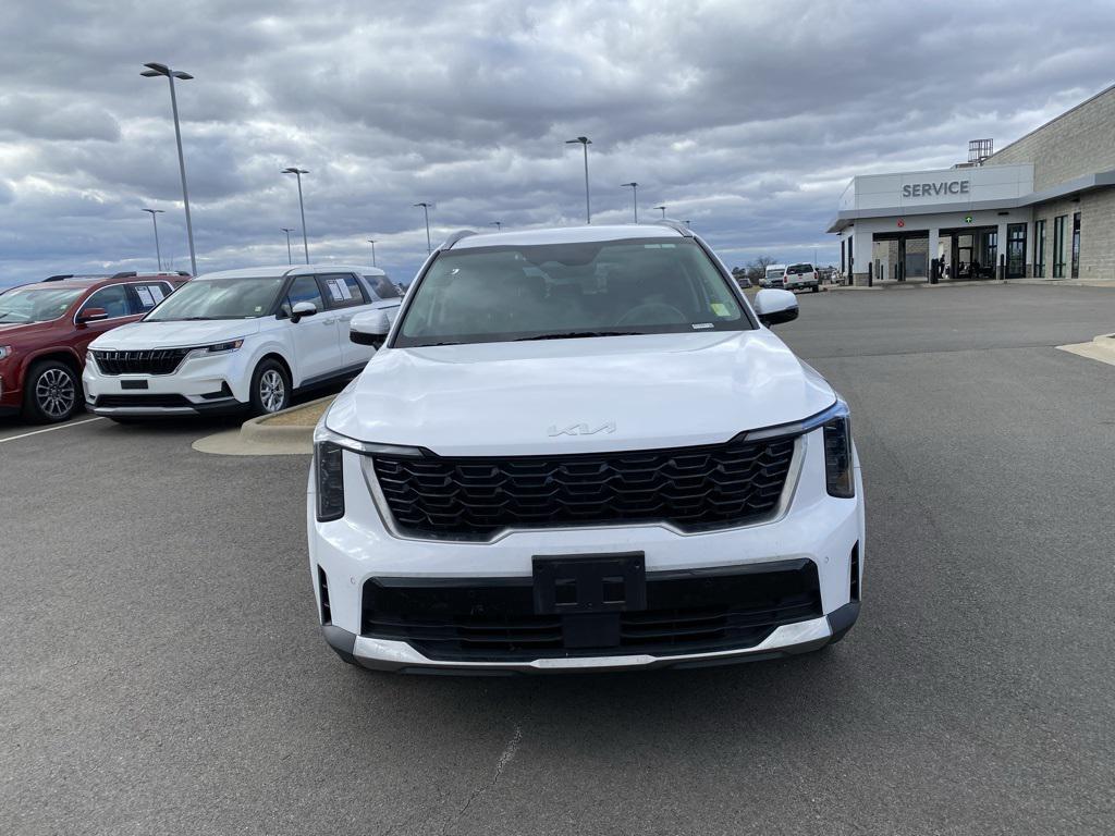 used 2024 Kia Sorento car, priced at $27,256