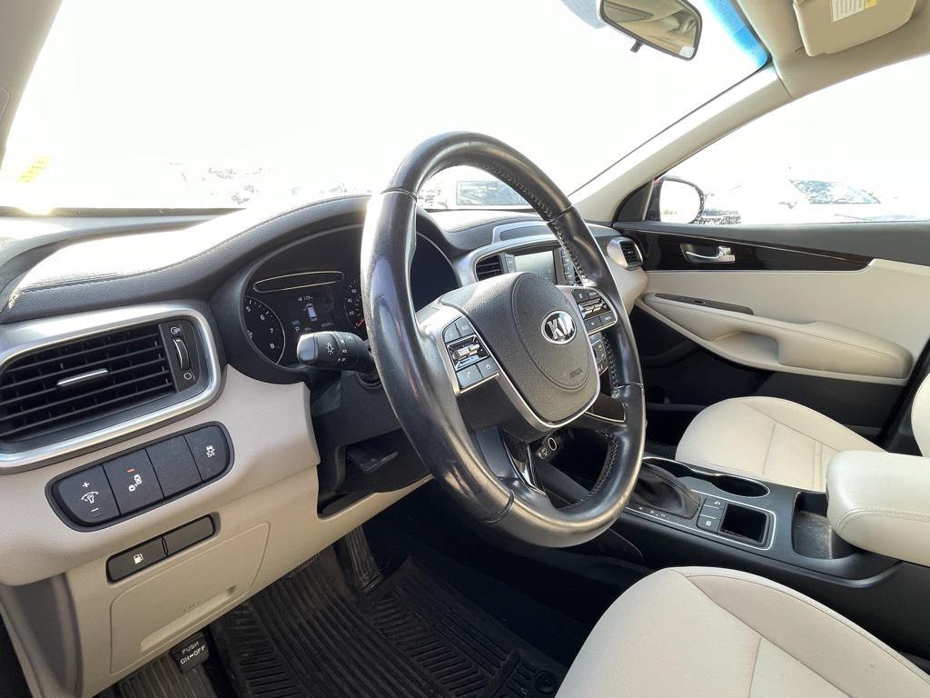 used 2020 Kia Sorento car, priced at $17,596